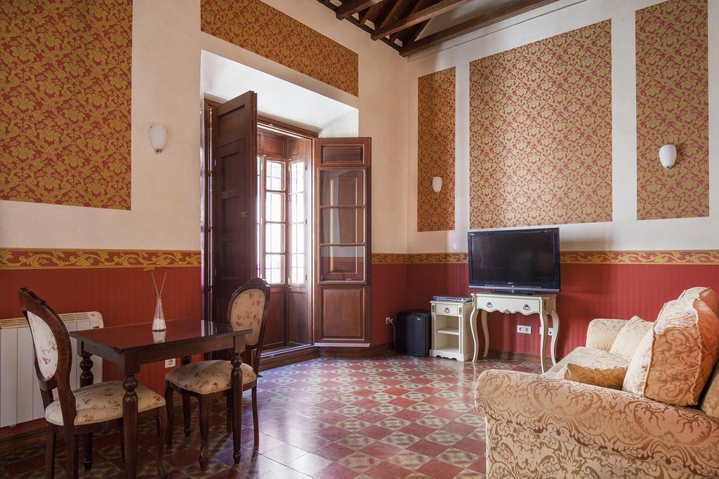 Casa De Mercedes Hotel 2*