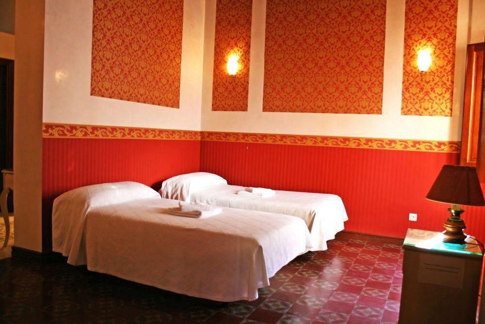 Casa De Mercedes Hotel 2*