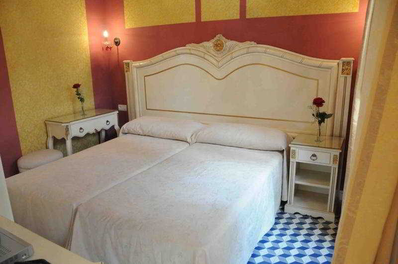 Casa De Mercedes Hotel
