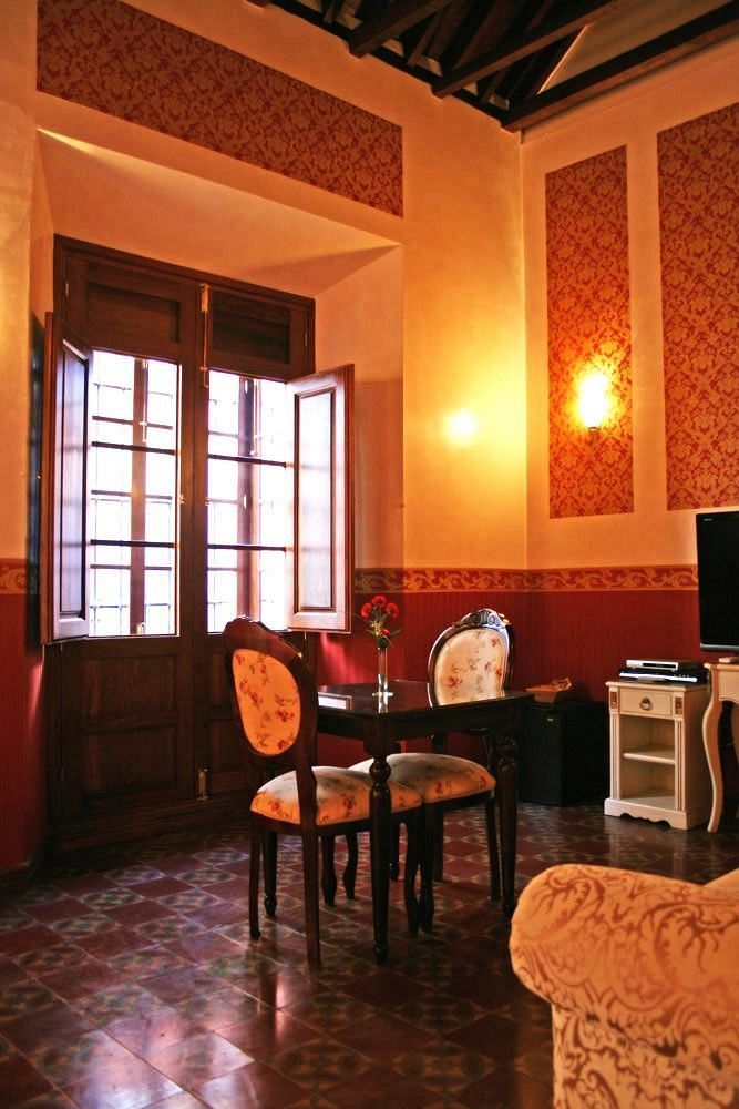 Casa De Mercedes Hotel 2*